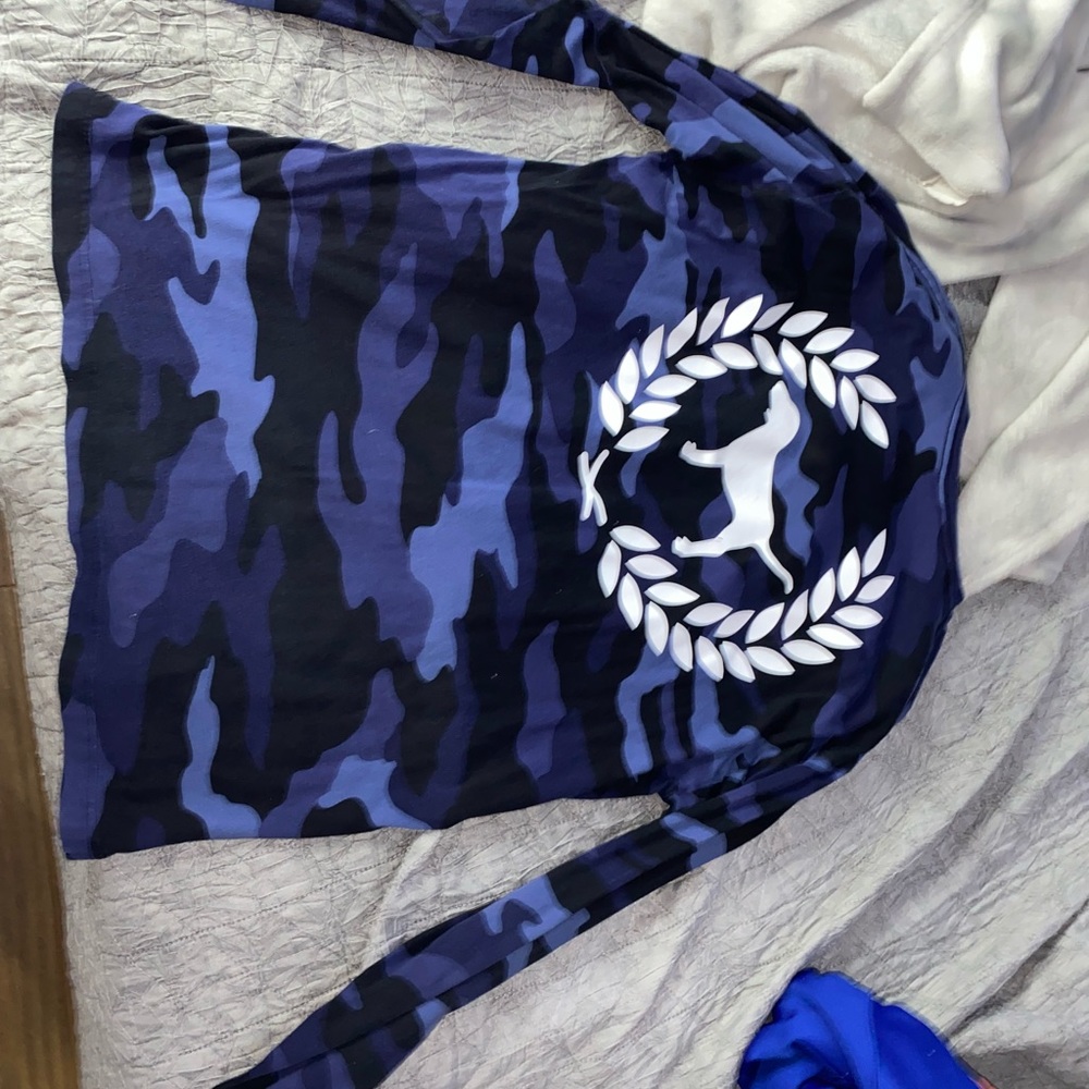 Long sleeve